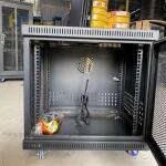 Tủ Rack 9U D450 Màu Đen Bánh Xe PRONET